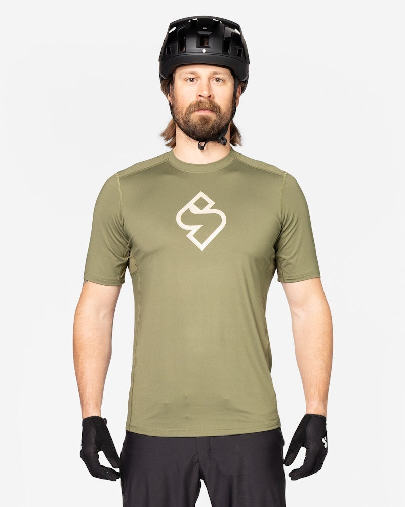 Jersey Hunter SS 25'