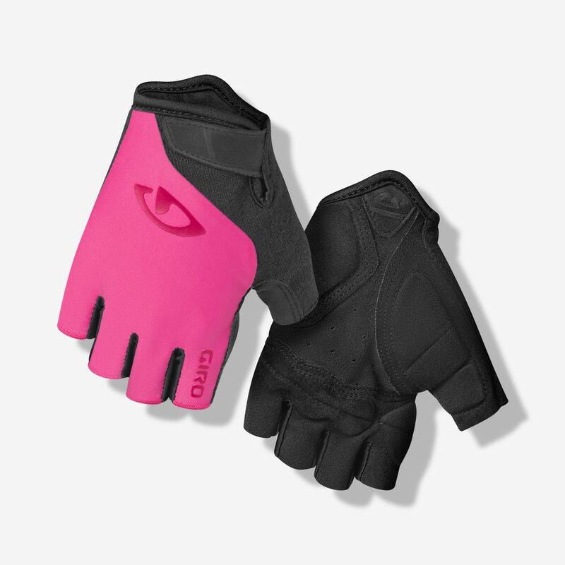 Gants Jag'ette W.