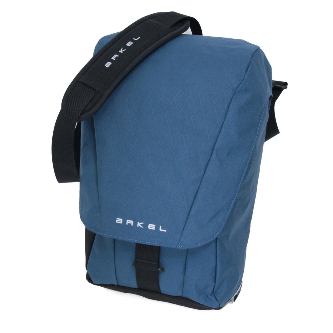 Signature C - Sacoche de vélo urbaine imperméable - 16 L